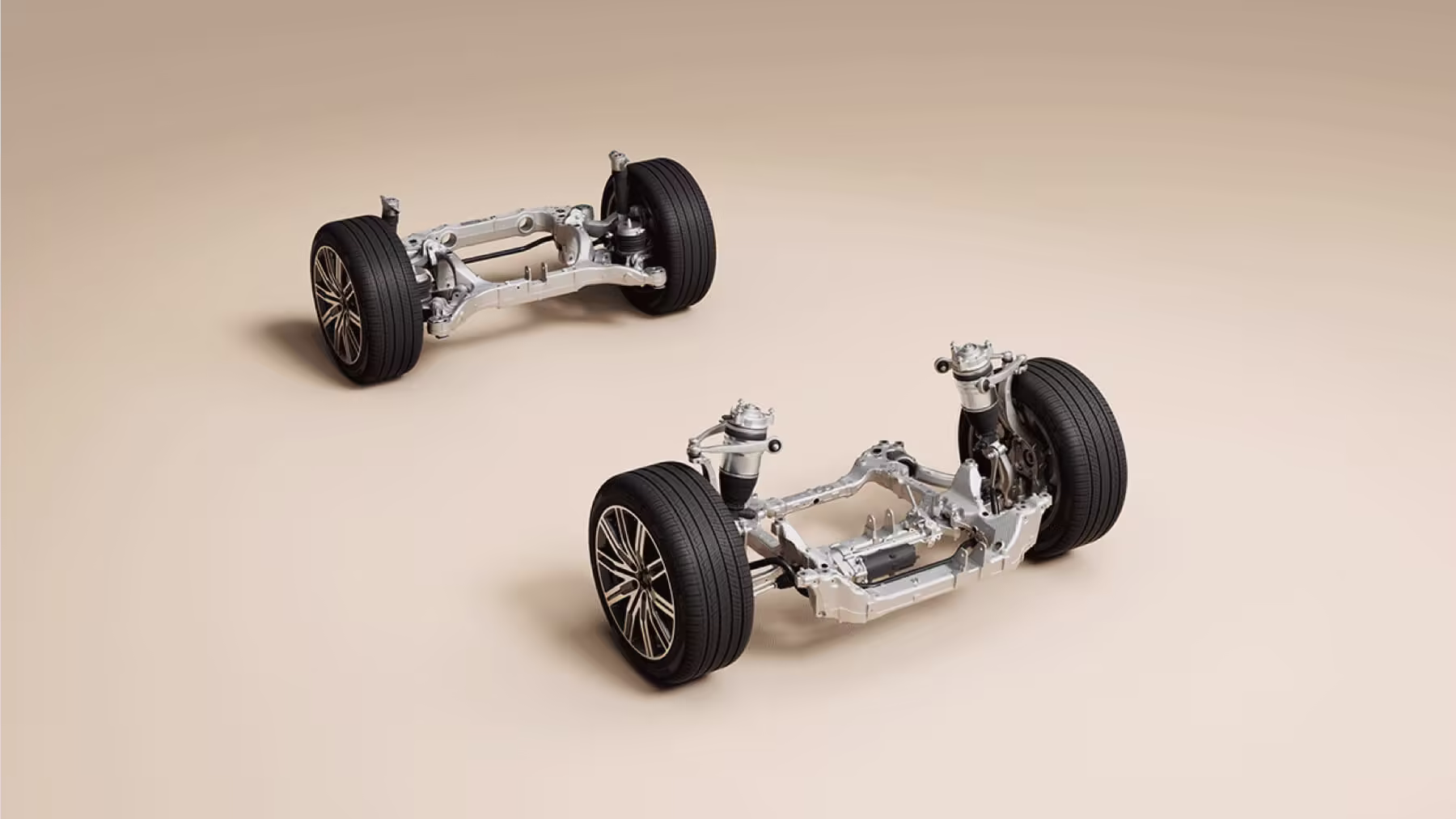All-aluminum chassis with front double-wishbone + rear H-arm suspension